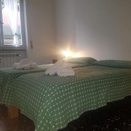 Sans Souci Apartment- In The Center Near The Beach Monterosso al Mare Exterior photo